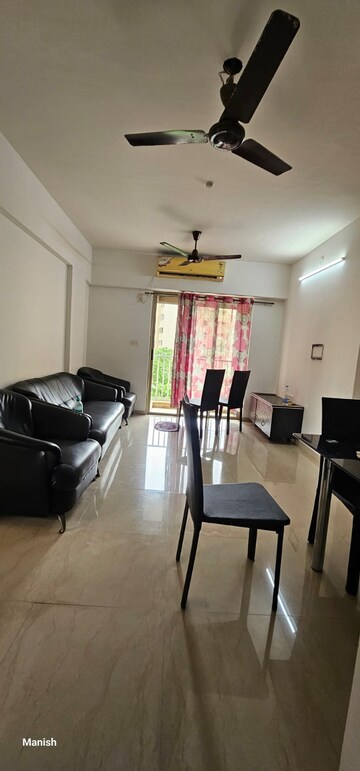 Team Area in 2 BHK Apartment at Lodha Casa Rio, Dombivli East – for Rent