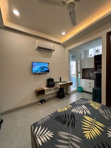 Bedroom in 3 BHK Builder Floor at Sector 55 – for Rent