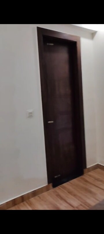 Furnished Amenities in 2 BHK Builder Floor at Krystal Homes, Sector 1 Greater Noida – for Rent