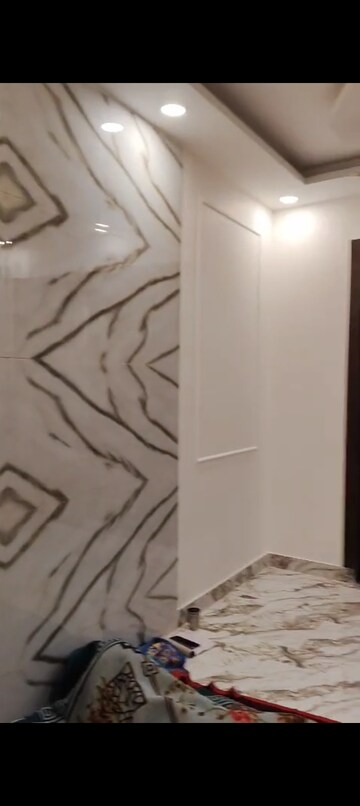 Bathroom in 2 BHK Builder Floor at Krystal Homes, Sector 1 Greater Noida – for Rent