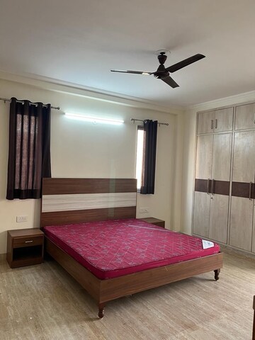 Bedroom in 3 BHK Builder Floor at Ardee City, Sector 52 – for Rent