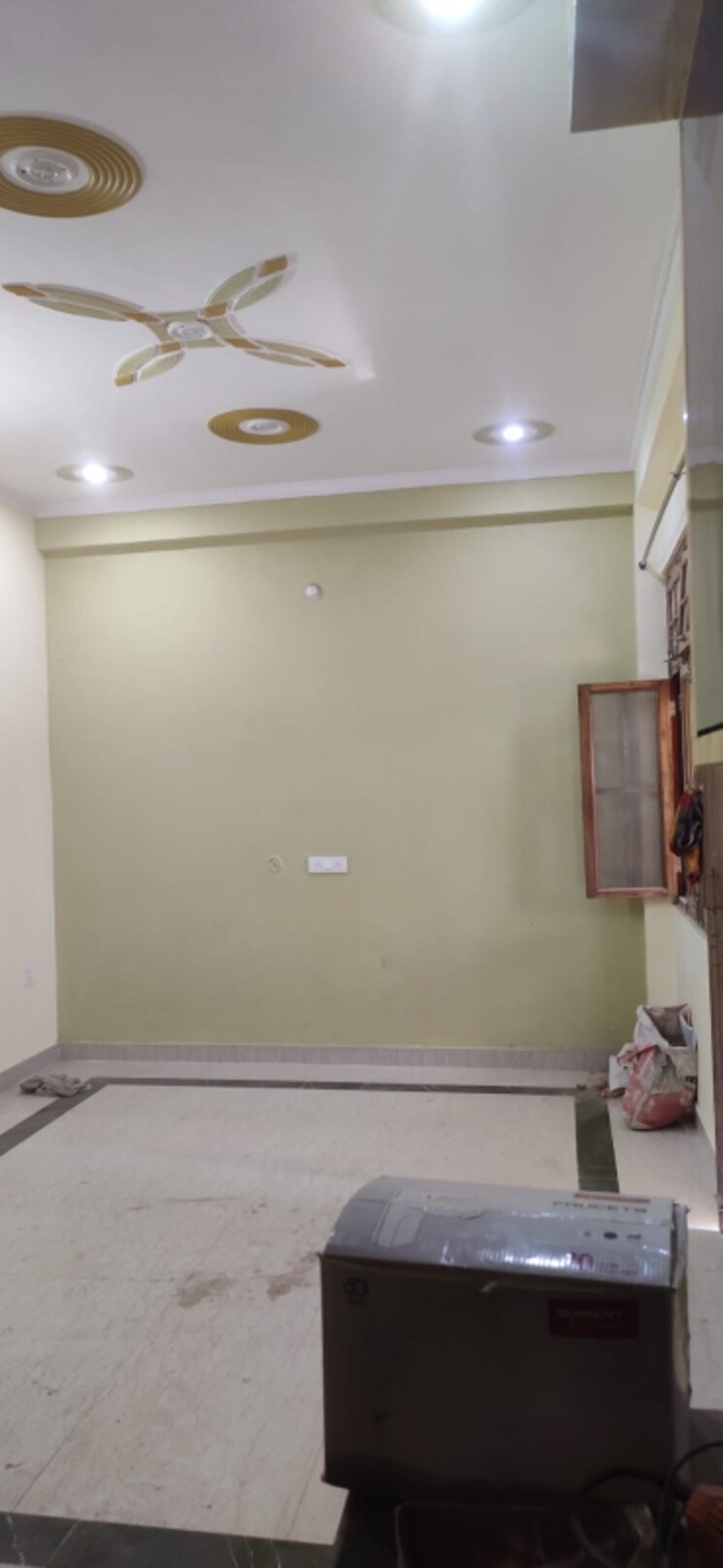 Room, gomti nagar 3 Bedroom 2000 Sq.Ft. Independent House In Gomti Nagar Lucknow 9713537