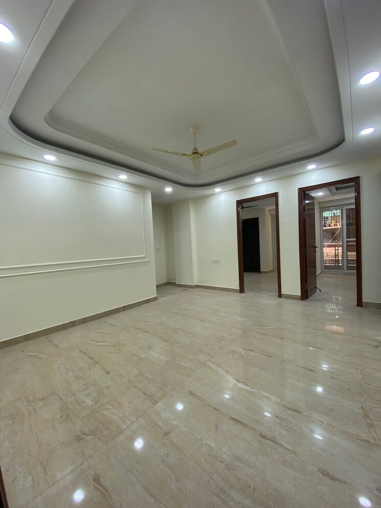 Room, chattarpur 3 Bedroom 1500 Sq.Ft. Apartment In Chattarpur Delhi 9713544