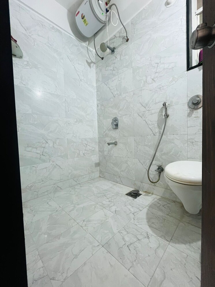 Bathroom, karan-suncoast 2 Bedroom 1150 Sq.Ft. Apartment In Bavdhan Pune 9713551