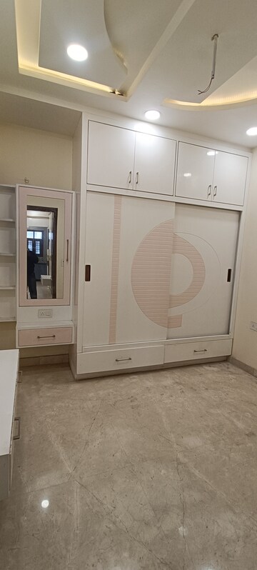 Bathroom in 3 BHK Builder Floor at Rohini Sector 8 – for Sale