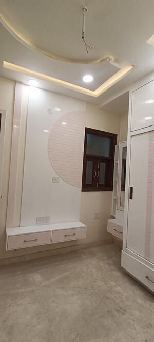 Bathroom in 3 BHK Builder Floor at Rohini Sector 8 – for Sale