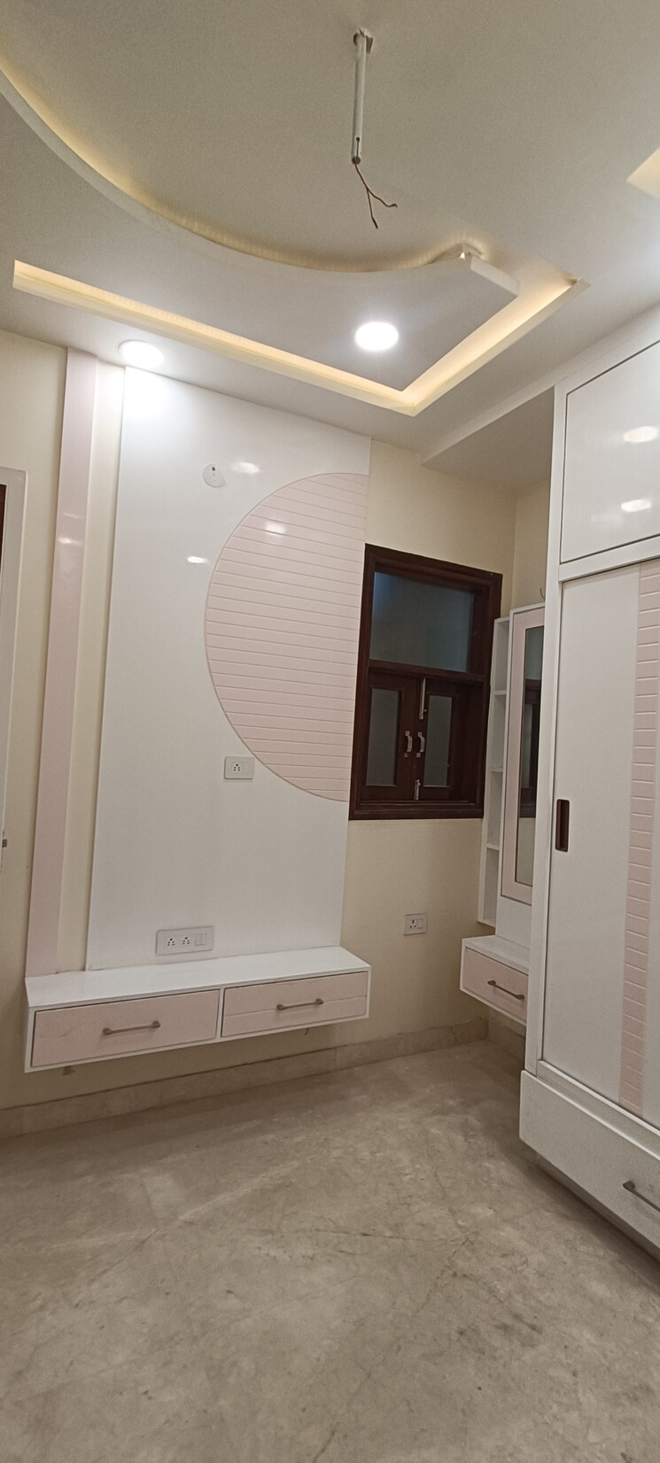 Bathroom, rohini sector 8 3 Bedroom 700 Sq.Ft. Builder Floor In Rohini Sector 8 Delhi 9713570