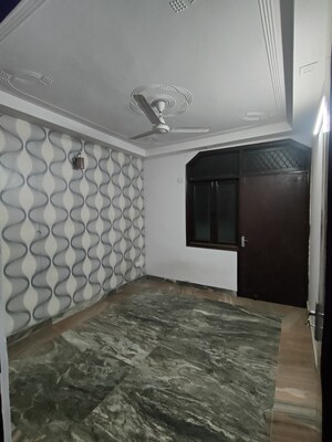 Room in 2 BHK Builder Floor at Govindpuri – for Rent