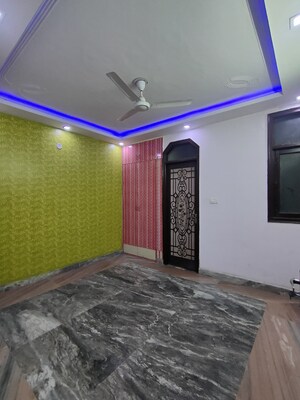 Bedroom in 2 BHK Builder Floor at Govindpuri – for Rent
