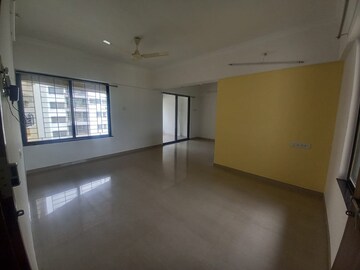 Room in 2 BHK Apartment at Nyati Equatorial II, Bavdhan – for Rent