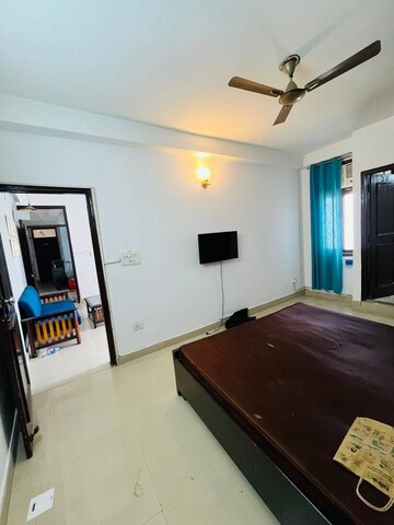 Bedroom in 2 BHK Apartment at Saket – for Rent