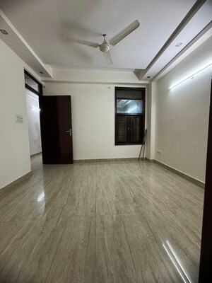 Common Area in 2 BHK Builder Floor at Chattarpur – for Rent