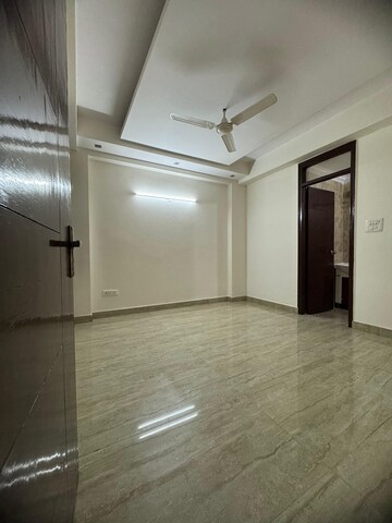 Room in 2 BHK Builder Floor at Chattarpur – for Rent
