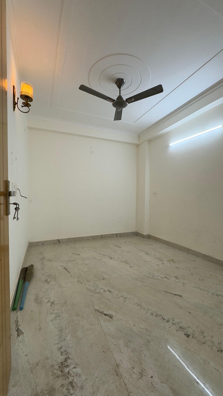 Room, chattarpur 3 Bedroom 1200 Sq.Ft. Builder Floor In Chattarpur Delhi 9713674