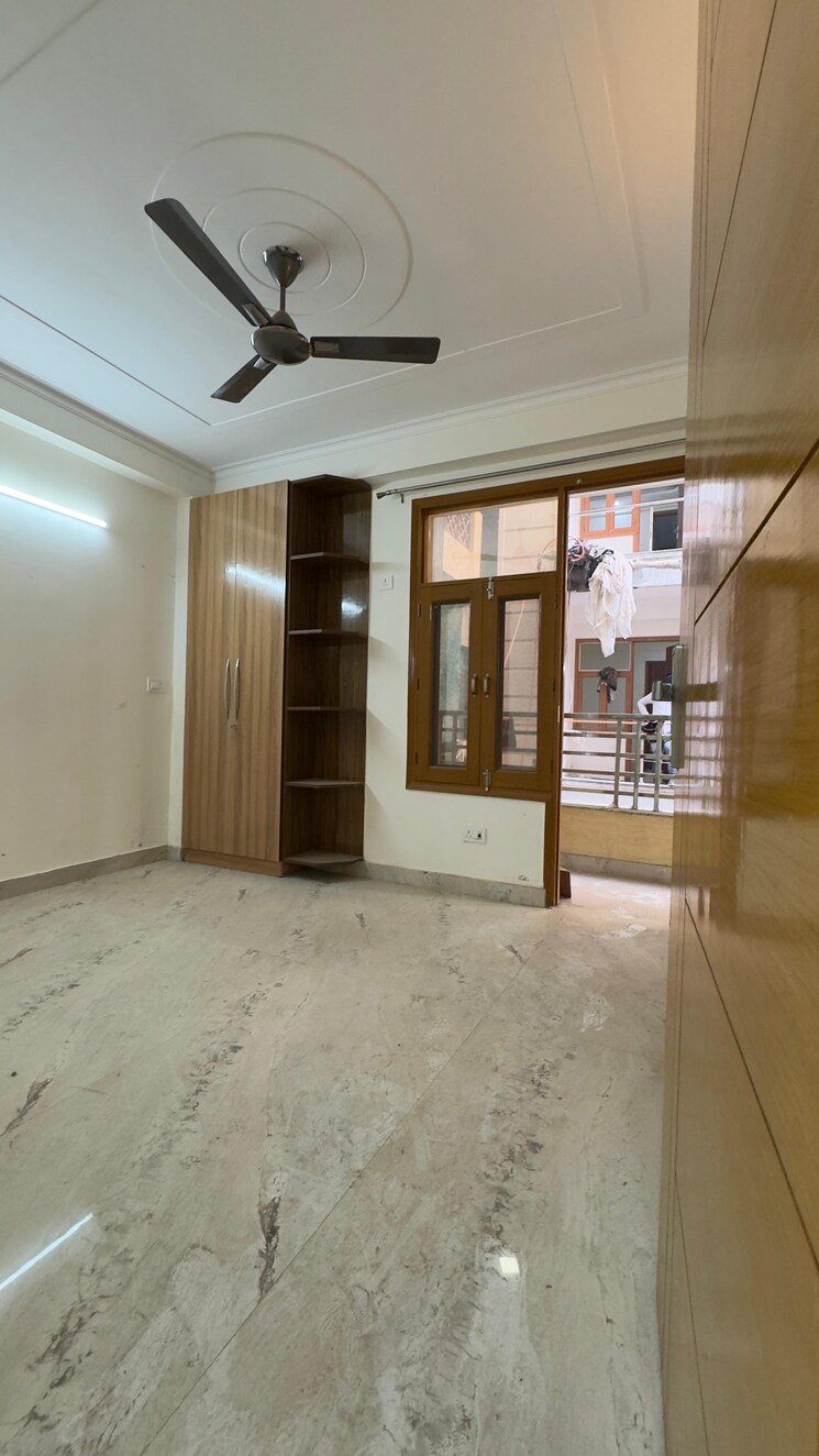 Room, chattarpur 3 Bedroom 1200 Sq.Ft. Builder Floor In Chattarpur Delhi 9713674