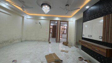 Living Room in 3 BHK Builder Floor at Chattarpur – for Rent