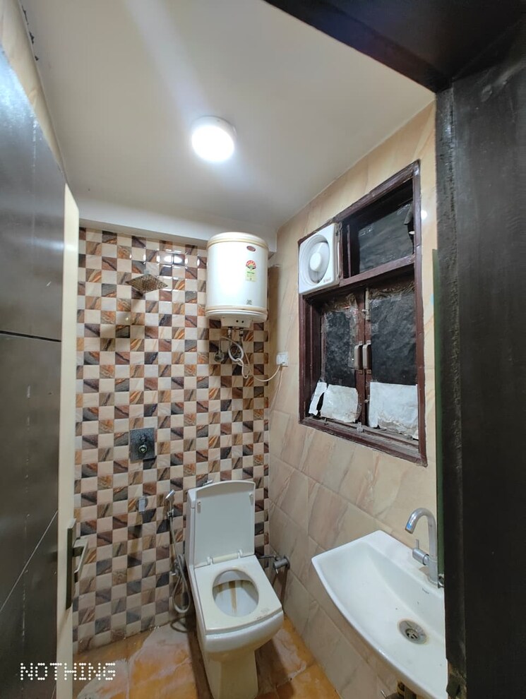 Bathroom, saket 1 Bedroom 350 Sq.Ft. Builder Floor In Saket Delhi 9713711