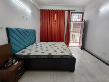 Bedroom in 3 BHK Builder Floor at South City Arcade, Sector 41 – for Rent