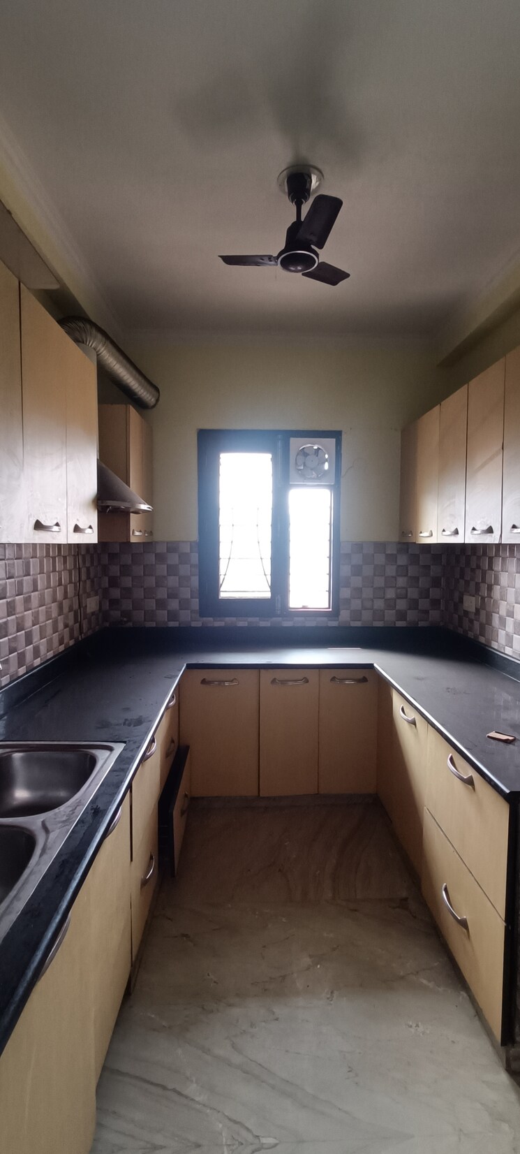 Kitchen, rohini sector 8 3 Bedroom 1000 Sq.Ft. Builder Floor In Rohini Sector 8 Delhi 9713726