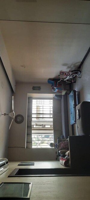 Furnished Amenities in 3 BHK Apartment at Bella Rose, Bandra West – for Rent