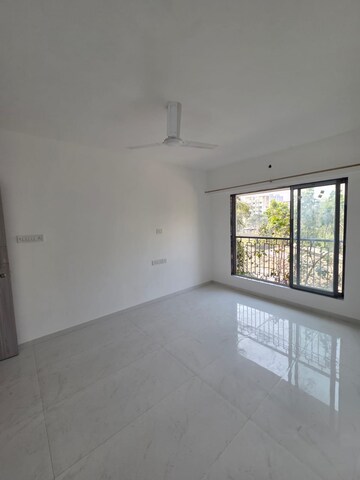 2 BHK Apartment For Rent in Atharva Om Gautam Residency, Malad East