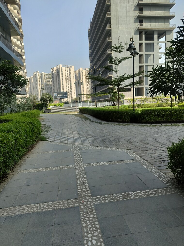 Garden, dah-greentech-nx-one Studio 595 Sq.Ft. Apartment In Tech Zone 4 Greater Noida Greater Noida 9713754