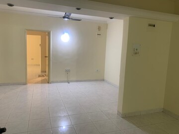 Room in 4 BHK Apartment at Planet Millennium CHS, Pimple Saudagar – for Sale
