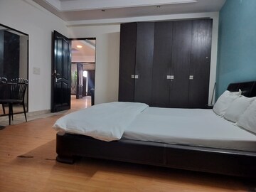Bedroom in 4 BHK Builder Floor at Jasola Vihar – for Rent