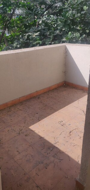 Room in 4 BHK Apartment at Raviraj Planet Millenium, Pimple Saudagar – for Sale