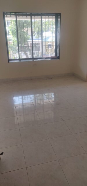 Room in 4 BHK Apartment at Pimple Saudagar – for Sale
