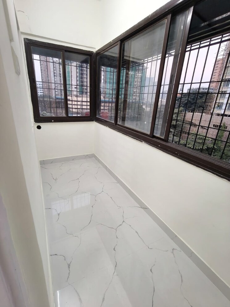 Balcony, mandapeshwar 2 Bedroom 701 Sq.Ft. Apartment In Mandapeshwar Mumbai 9713808