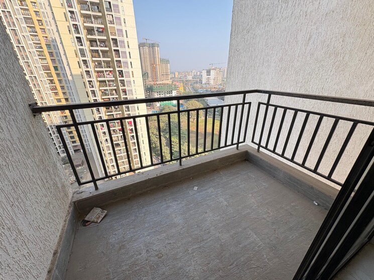 Balcony, runwal-gardens 3 Bedroom 918 Sq.Ft. Apartment In Dombivli East Thane 9713800