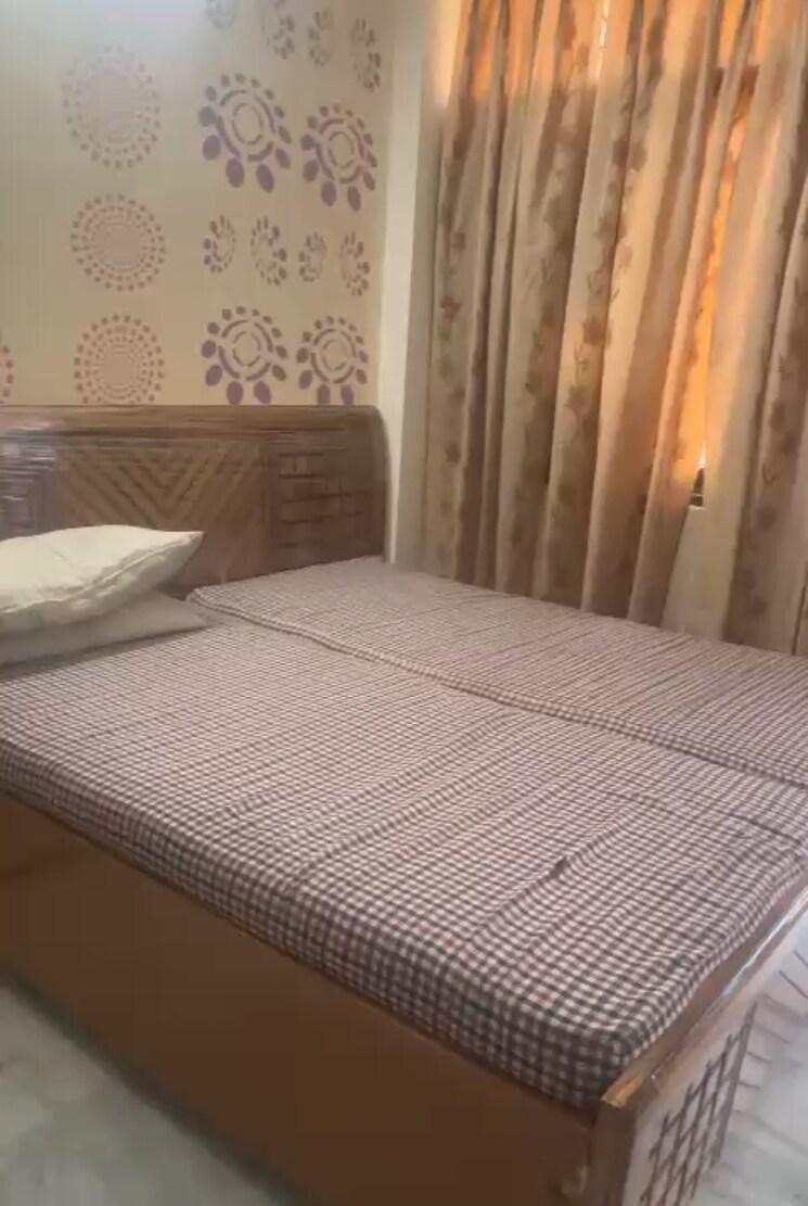 Bedroom, west patel nagar Pg For Girls In West Patel Nagar 9713819