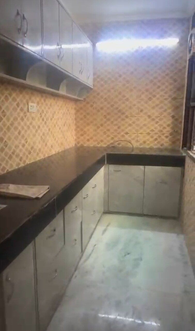 Kitchen, west patel nagar Pg For Girls In West Patel Nagar 9713819