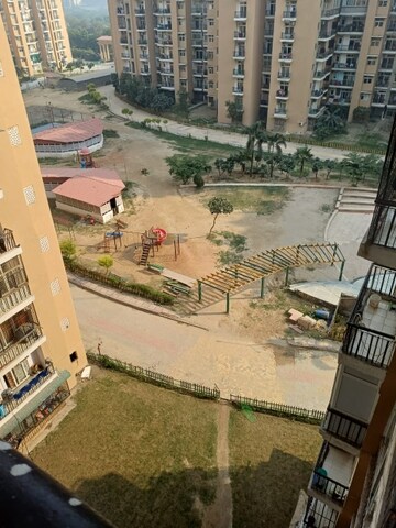 Master Plan in 3 BHK Apartment at Amrapali Zodiac, Sector 120 – for Sale