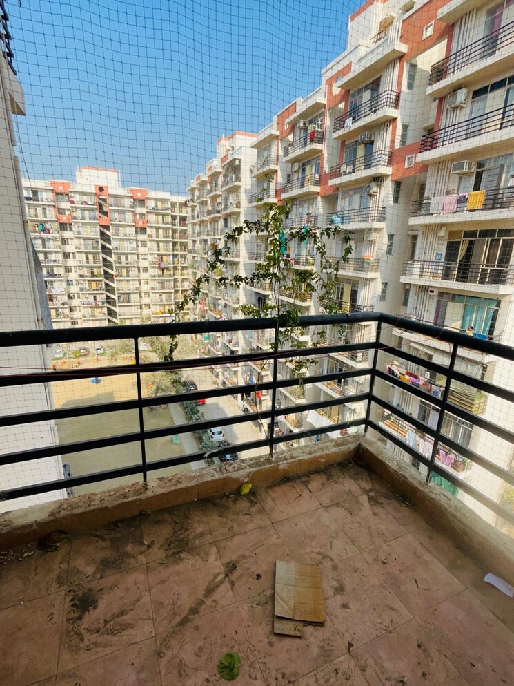 Balcony, lotus-homz 2 Bedroom 696 Sq.Ft. Apartment In Sector 111 Gurgaon 9713826