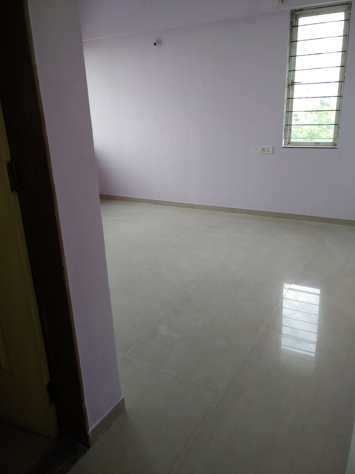 Room in 2 BHK Apartment at Kunal Belleza, Bavdhan – for Sale