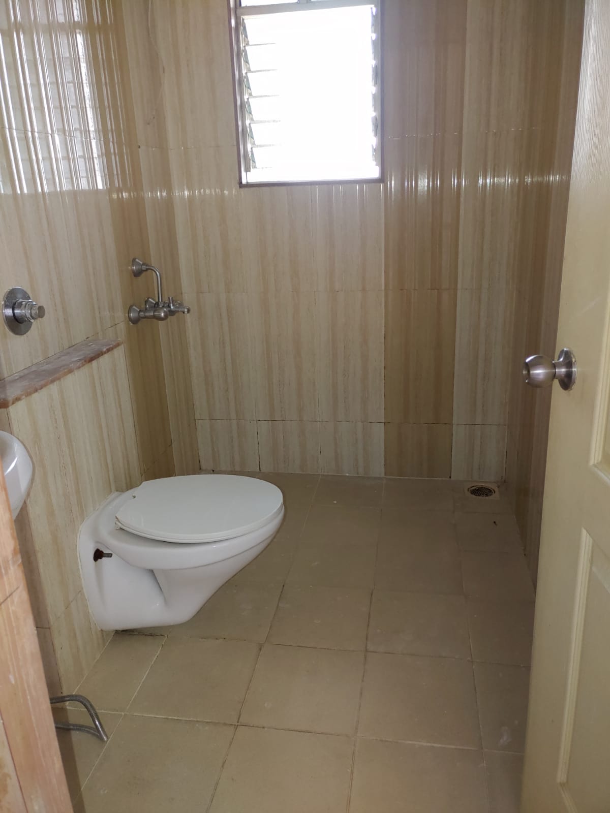 Bathroom, kunal-belleza 2 Bedroom 1000 Sq.Ft. Apartment In Bavdhan Pune 9713815