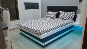 Bedroom in 1 BHK Apartment at Everest Country Side, Kasarvadavali – for Sale