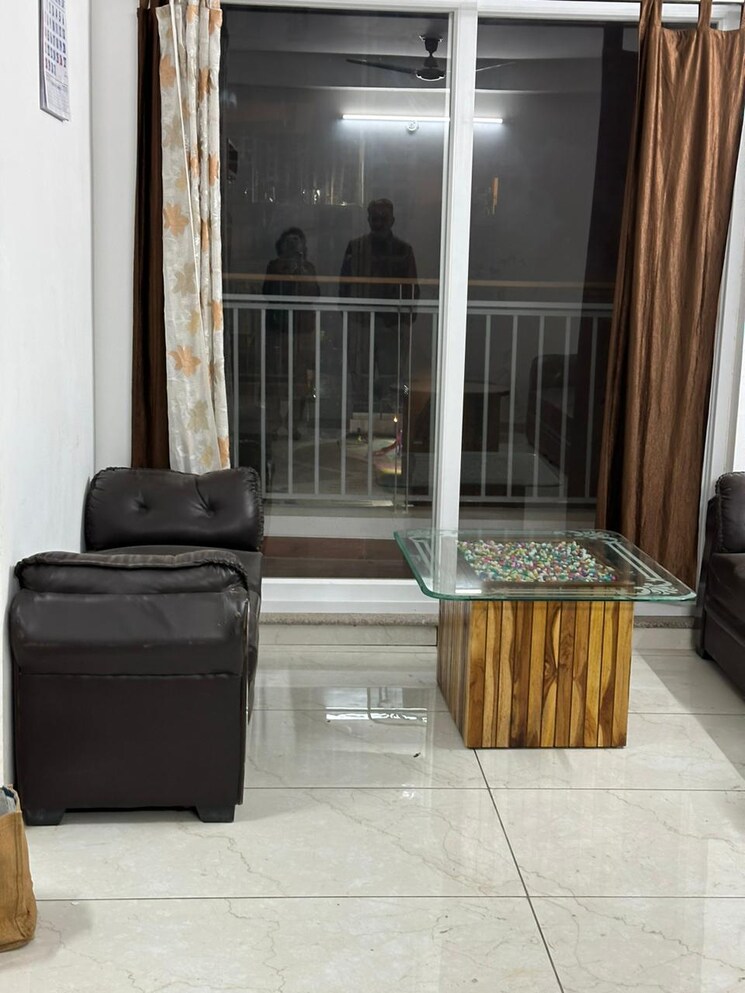 Living Room, rishita-manhattan 2 Bedroom 905 Sq.Ft. Apartment In Gomti Nagar Lucknow 9713854