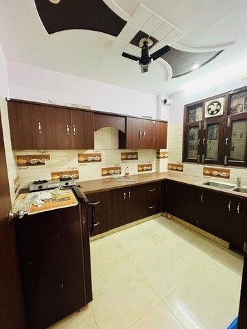 Kitchen in 2 BHK Builder Floor at Sector 52 – for Rent