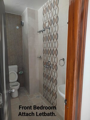Bathroom in 3 BHK Apartment at Tilak Nagar – for Rent