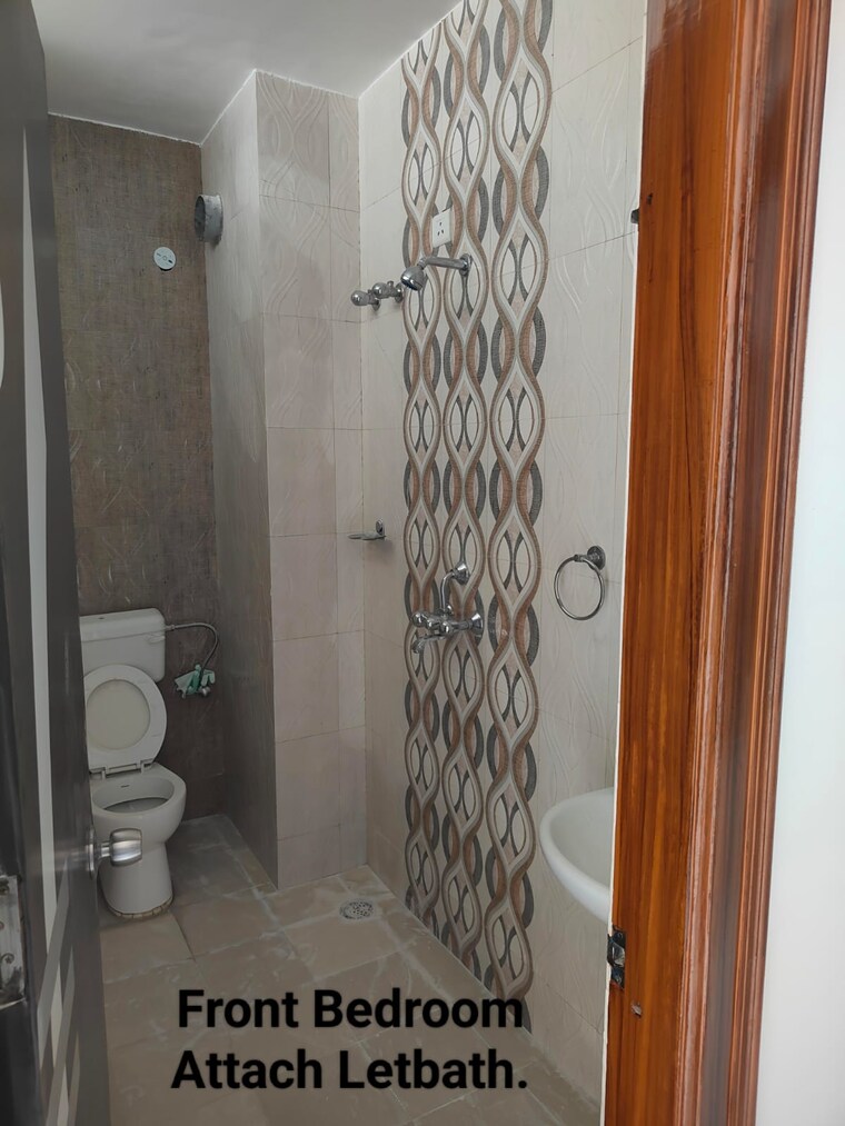 Bathroom, tilak nagar 3 Bedroom 2100 Sq.Ft. Apartment In Tilak Nagar Jaipur 9713867