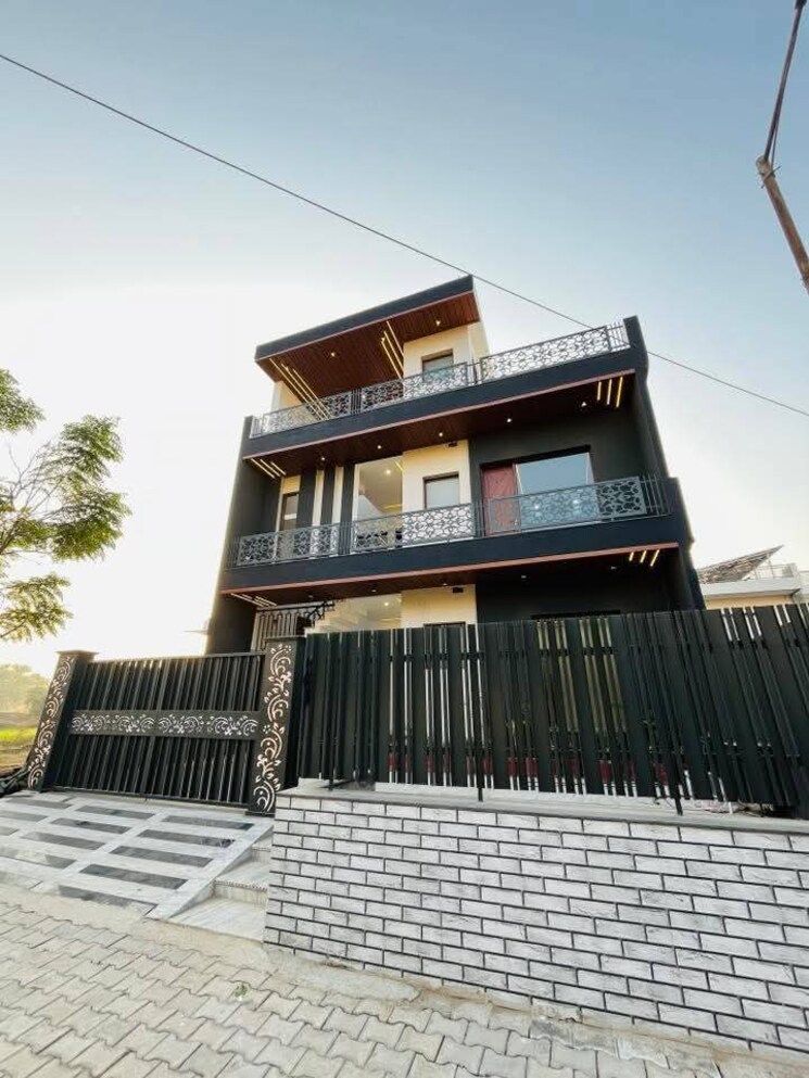 Exterior View, sector 123 6 Bedroom 200 Sq.Yd. Independent House In Sector 123 Mohali 9713878