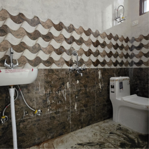 Team Area in 1 RK Builder Floor at Palm Residency Chhatarpur, Rajpur Khurd Extension – for Rent