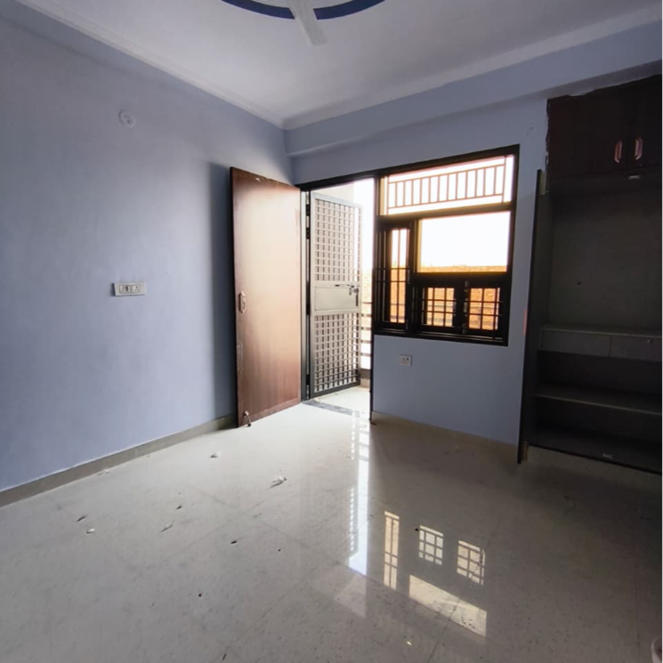 Room, dwarka mor 2 Bedroom 60 Sq.Yd. Builder Floor In Dwarka Mor Delhi 9714086