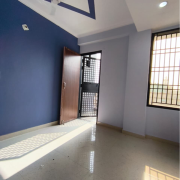 Room in 2 BHK Builder Floor at Dwarka Mor – for Rent