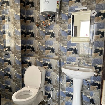 Bathroom in 2 BHK Apartment at Vashisht Heights, Bharat Colony – for Sale