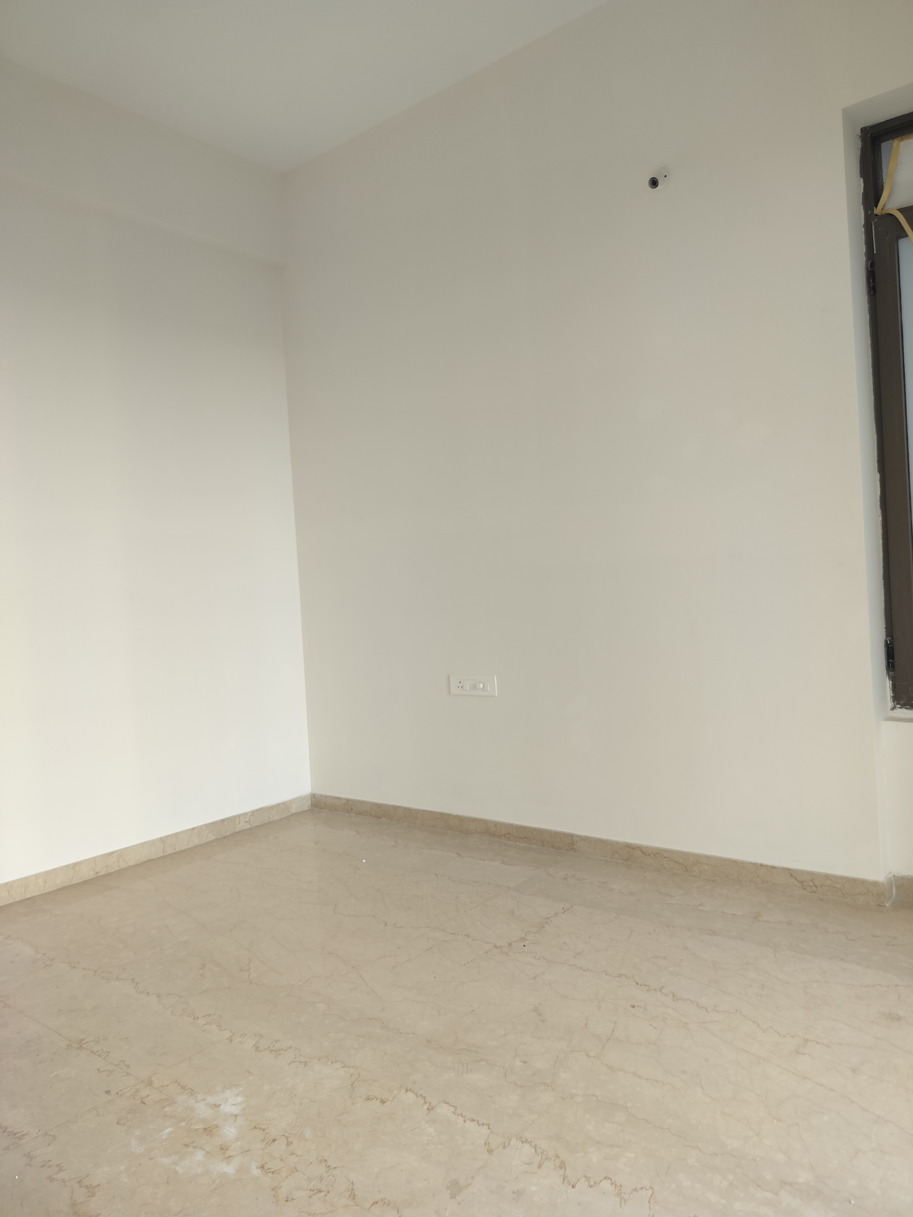 2 BHK + Extra Room Apartment For Rent in Adani Ten BKC