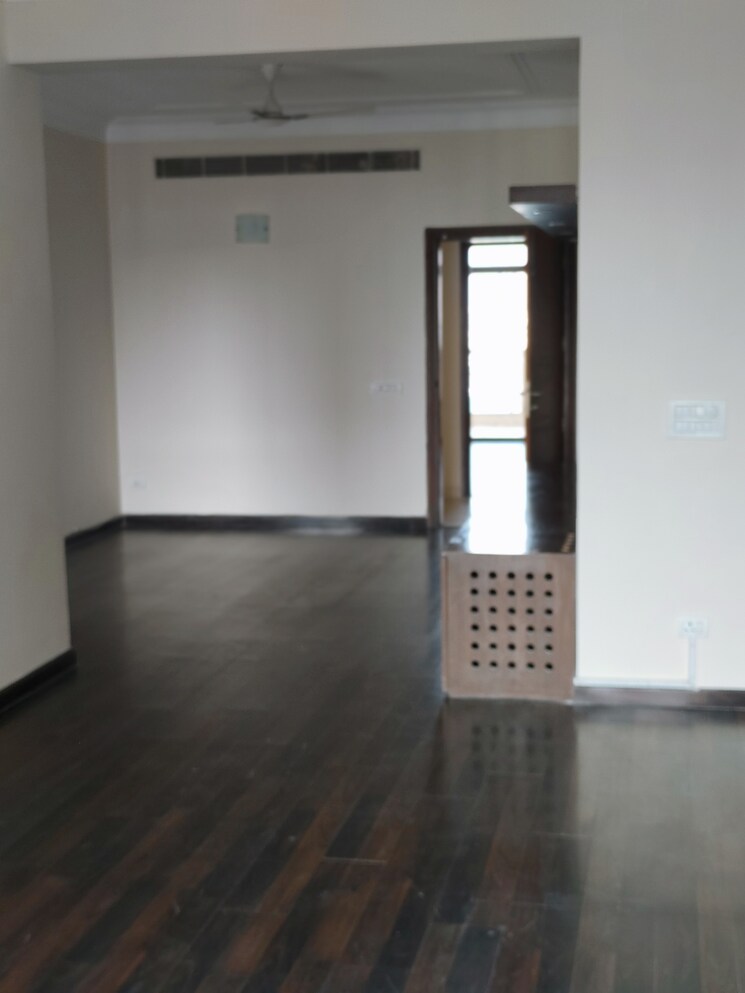 Room, ss-hibiscus 4 Bedroom 4800 Sq.Ft. Apartment In Sector 50 Gurgaon 9714096